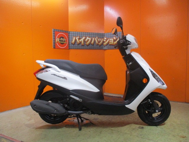 横から見てもこの通り状態状態グッド！アクシスＺは前後１０インチホイールで取り回しも最強ですよ！